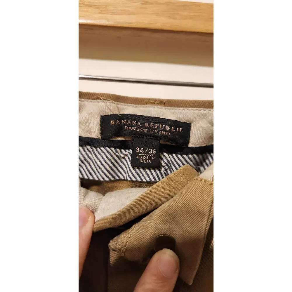 NWOT Banana Republic Dawson Chino 34/36 pants.